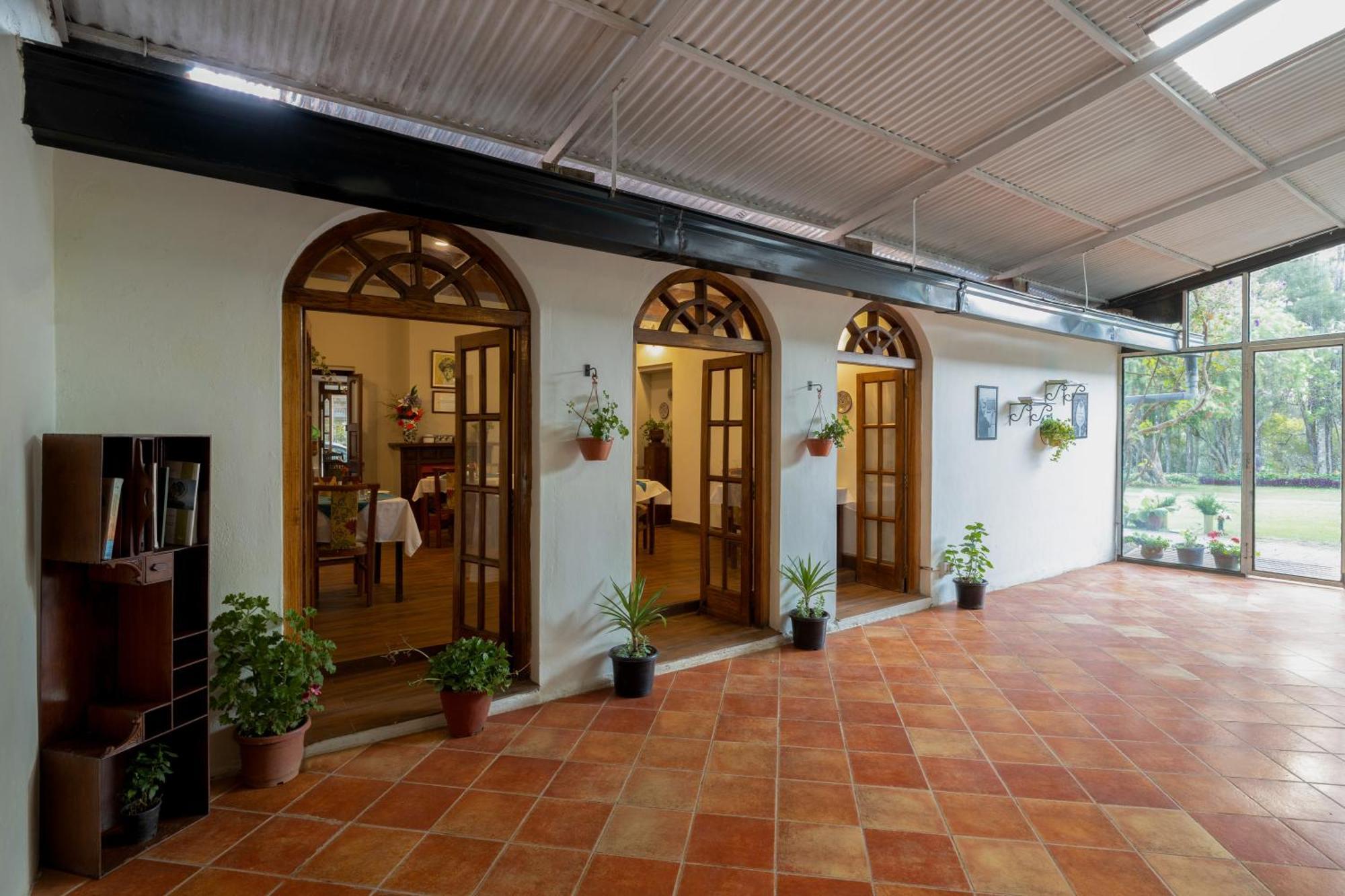 Sherlock Udagamandalam Exterior foto