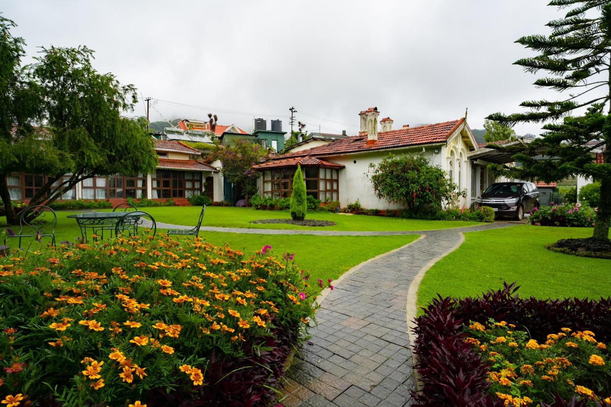 Sherlock Udagamandalam Exterior foto