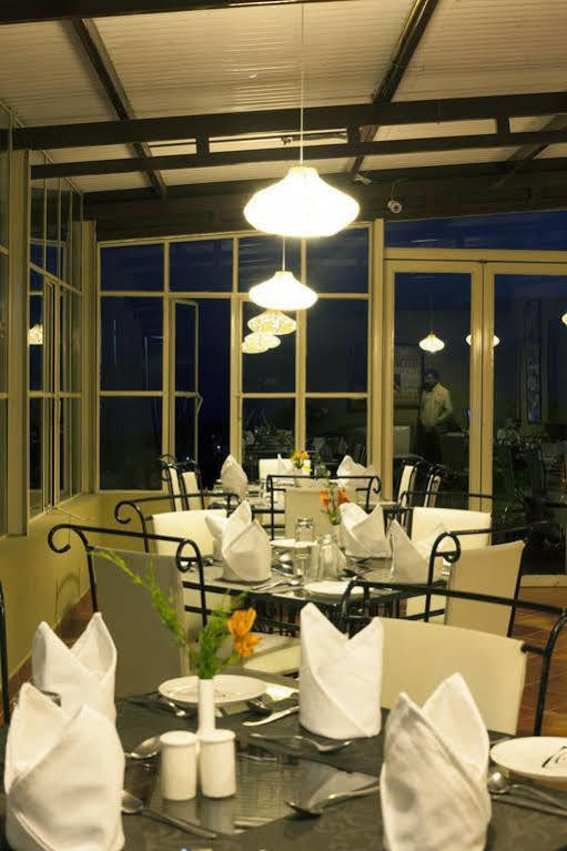 Sherlock Udagamandalam Exterior foto